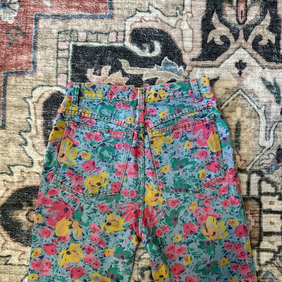 United Colors Of Benetton Floral High Rise Jeans - Multicolor - Picture 5 of 12